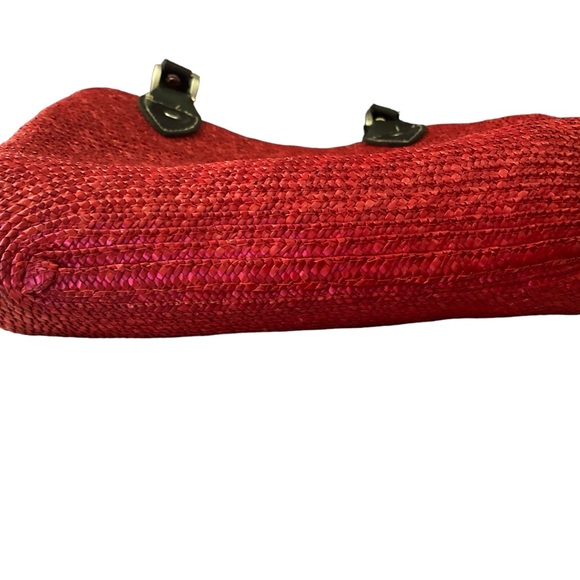 Red wicker, straw handbag 100% wheat straw wicker great size not to big - Picture 4 of 9